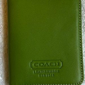 Coach Bifold Green Leather Card Wallet